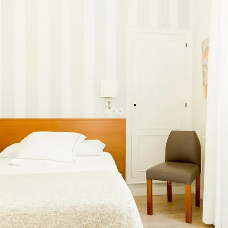 Hotel Sauce 2*