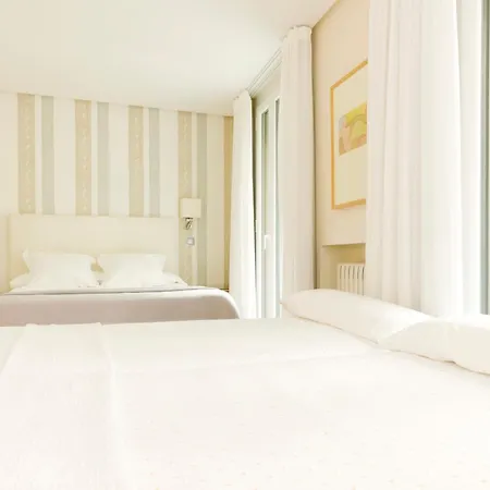 Sauce Hotel